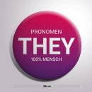 100% MENSCH Button "Pronomen They, lila"